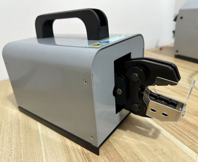 Air Powered Wire Terminal Pneumatic Crimper Crimping From 6 to 70mm²